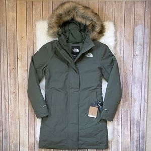 NWT The North Face Olive Green Parka with Faux Fur Hood